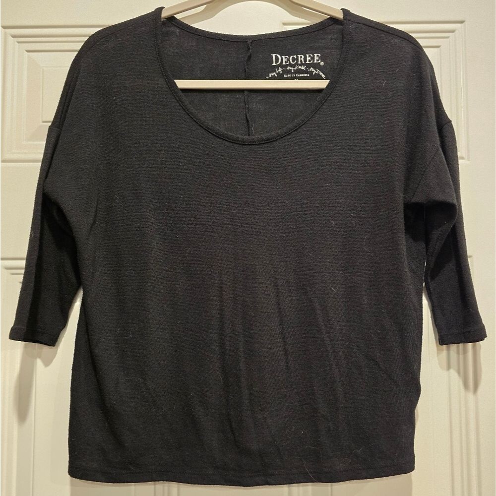 Decree Black 3/4 Length Sleeve Top, Size M